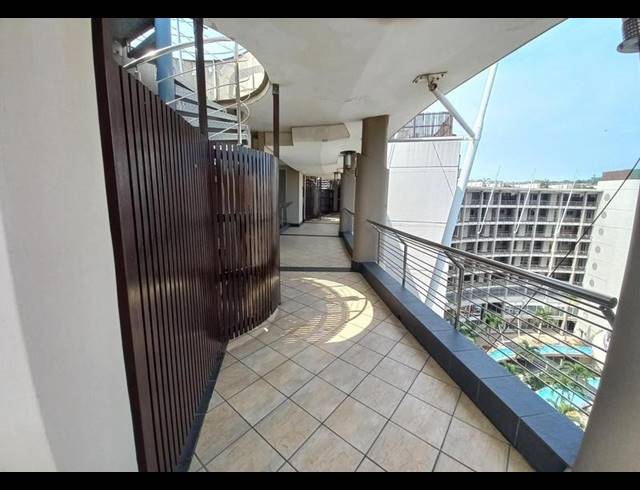 3 BEDROOM APARTMENT FOR SALE IN POINT WATERFRONT